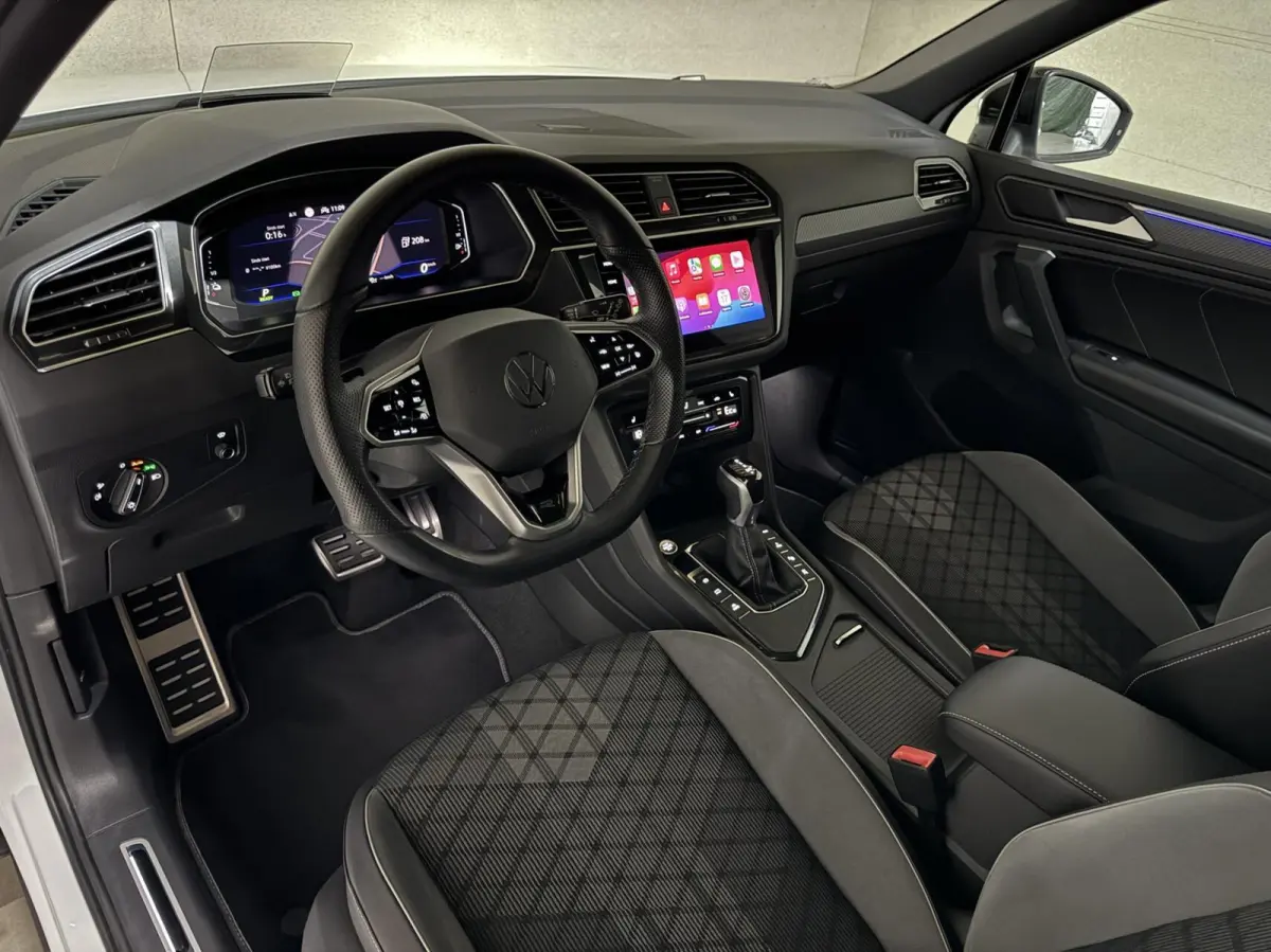 1.4 TSI eHybrid R-Line Black Style Pano HUD 360º Carplay