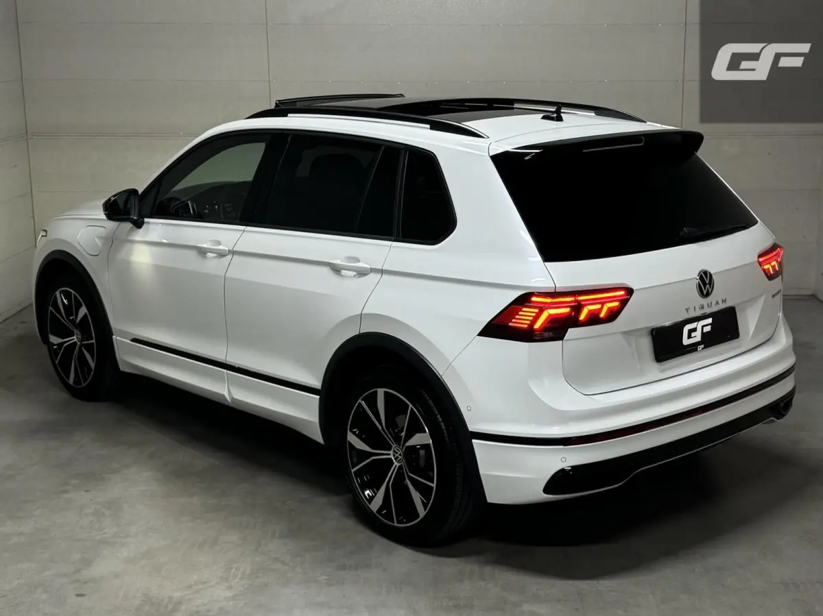 1.4 TSI eHybrid R-Line Black Style Pano HUD 360º Carplay