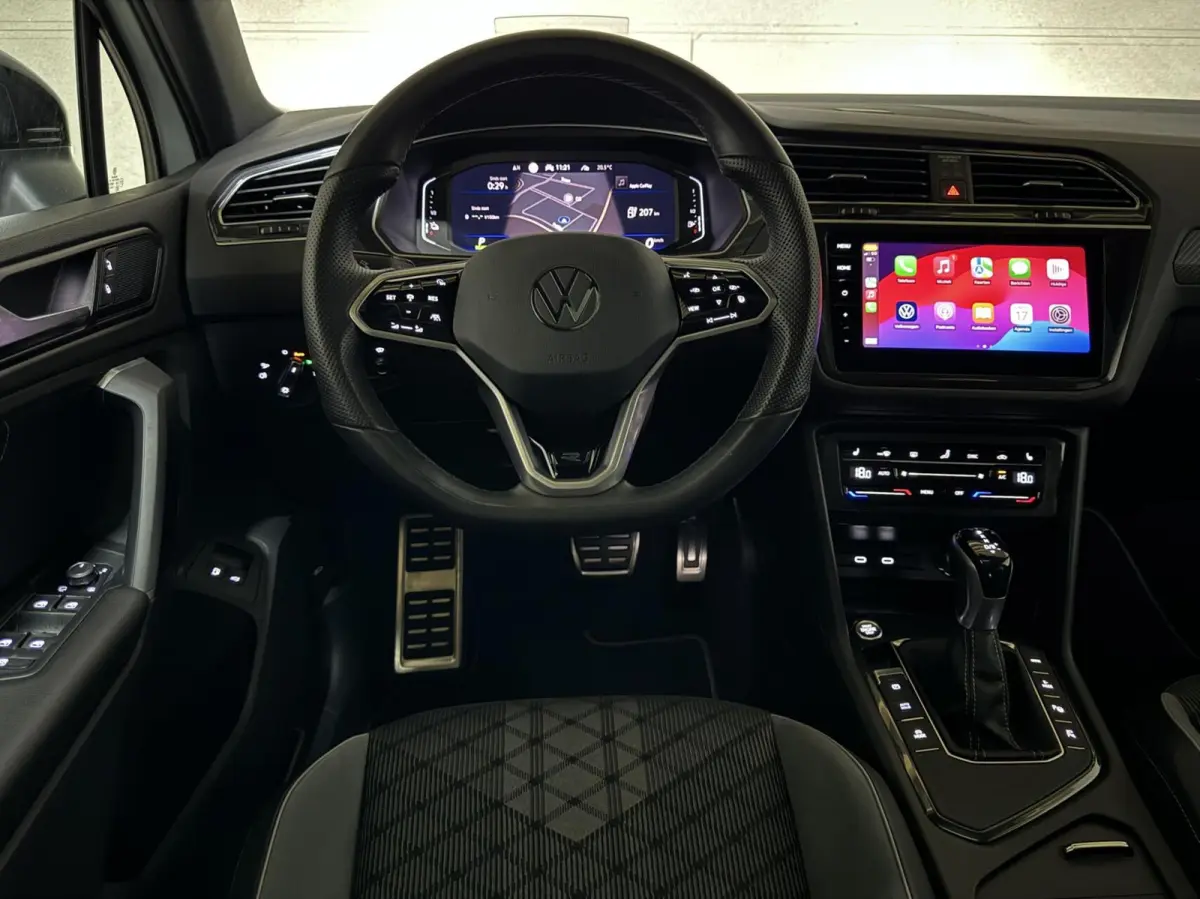 1.4 TSI eHybrid R-Line Black Style Pano HUD 360º Carplay