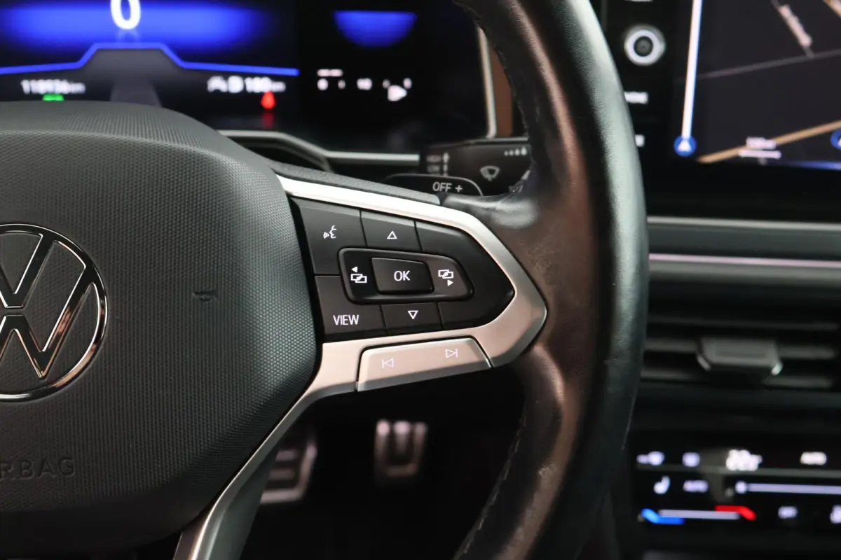 1.0 TSI 110pk DSG R-Line Camera Stoelverwarming Keyless Navigatie Adaptive cruise Carplay
