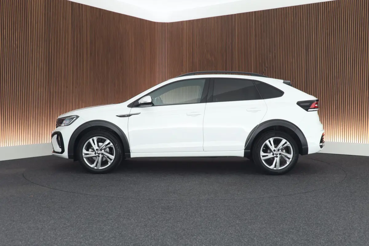 1.0 TSI 110pk DSG R-Line Camera Stoelverwarming Keyless Navigatie Adaptive cruise Carplay
