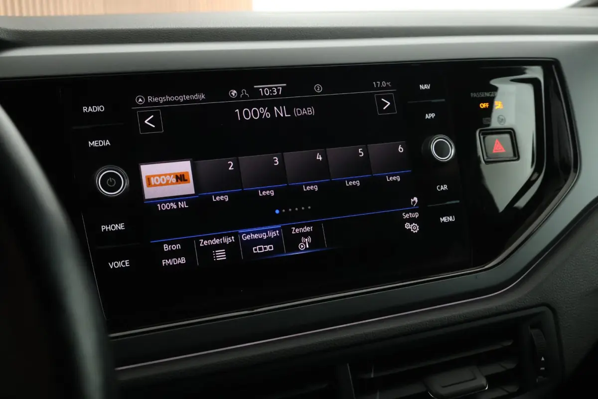 1.0 TSI 110pk DSG R-Line Camera Stoelverwarming Keyless Navigatie Adaptive cruise Carplay