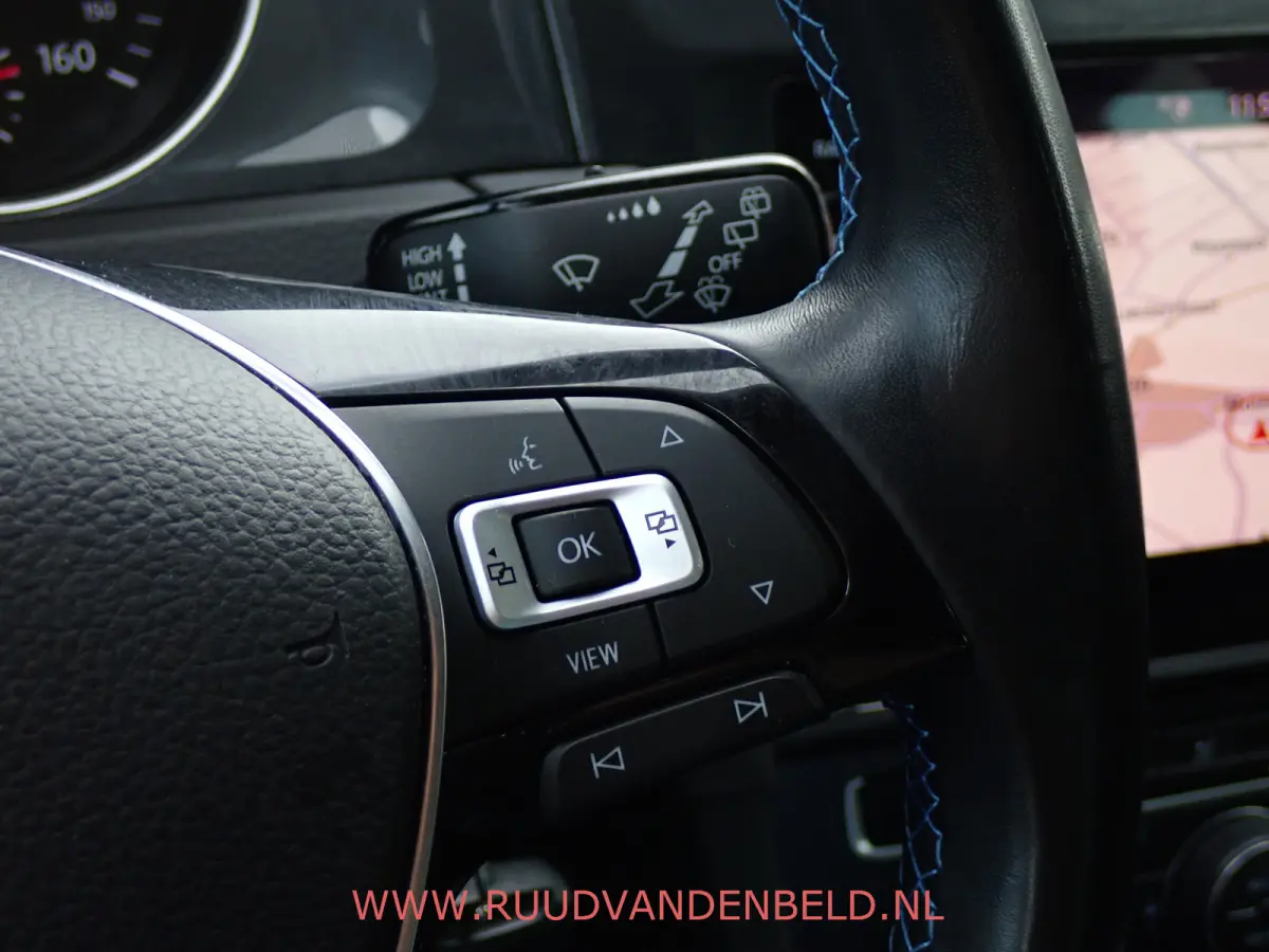 E-DITION 89%SOH // WARMTEPOMP !! CARPLAY / ACC / NAVIGATIE /