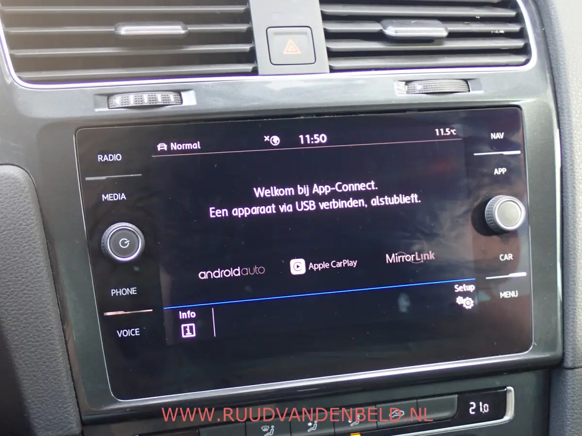 E-DITION 89%SOH // WARMTEPOMP !! CARPLAY / ACC / NAVIGATIE /