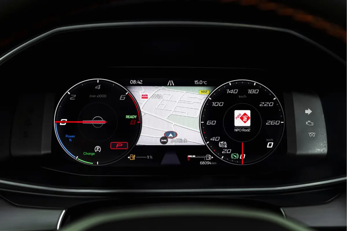 1.4 TSI eHybrid PHEV FR | Dig. Cockpit | Cruise | Stoel-+Stuurverw. | PDC | Camera | NAV + Carplay / Android | ECC | LM 17" |