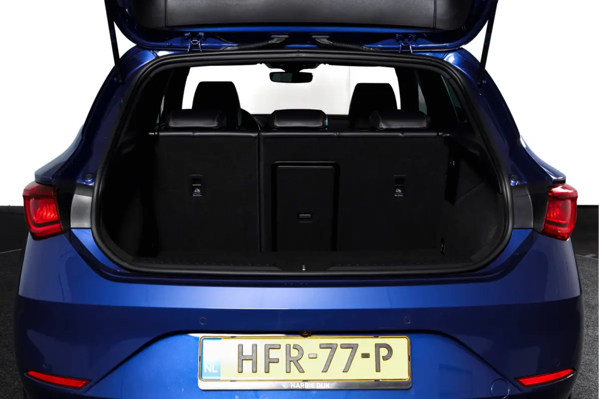 1.4 TSI eHybrid PHEV FR | Dig. Cockpit | Cruise | Stoel-+Stuurverw. | PDC | Camera | NAV + Carplay / Android | ECC | LM 17" |
