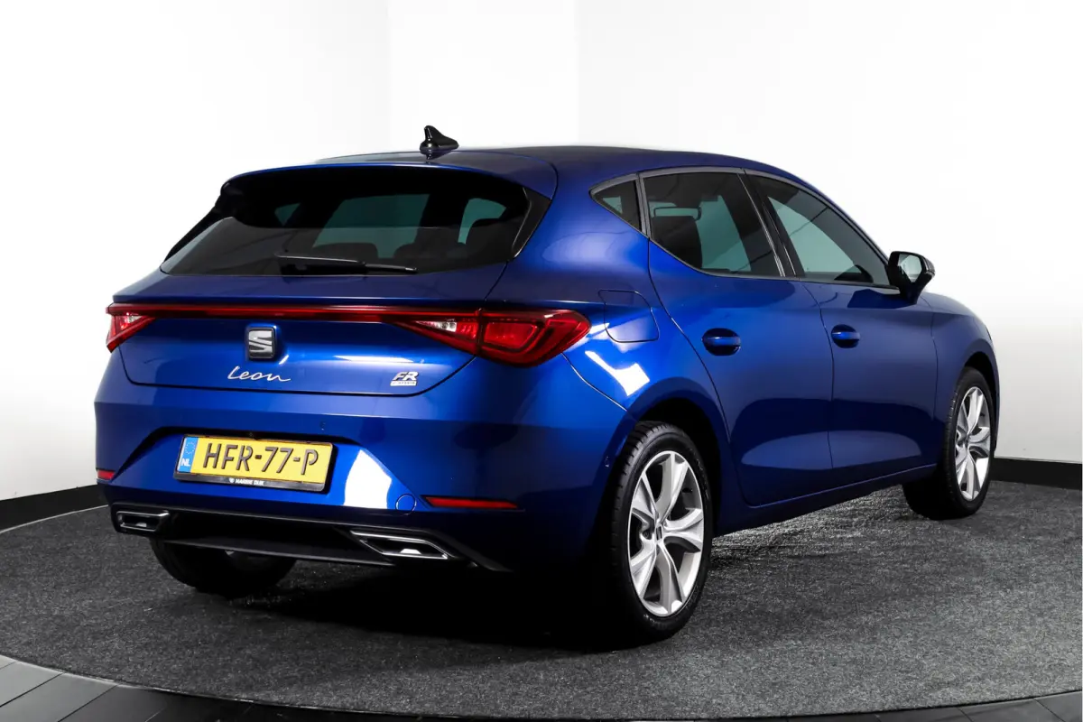 1.4 TSI eHybrid PHEV FR | Dig. Cockpit | Cruise | Stoel-+Stuurverw. | PDC | Camera | NAV + Carplay / Android | ECC | LM 17" |