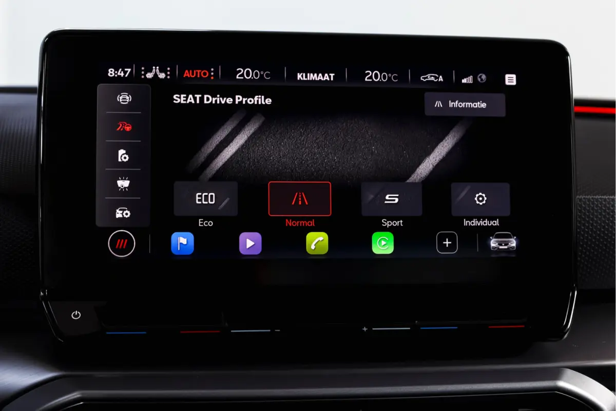 1.4 TSI eHybrid PHEV FR | Dig. Cockpit | Cruise | Stoel-+Stuurverw. | PDC | Camera | NAV + Carplay / Android | ECC | LM 17" |