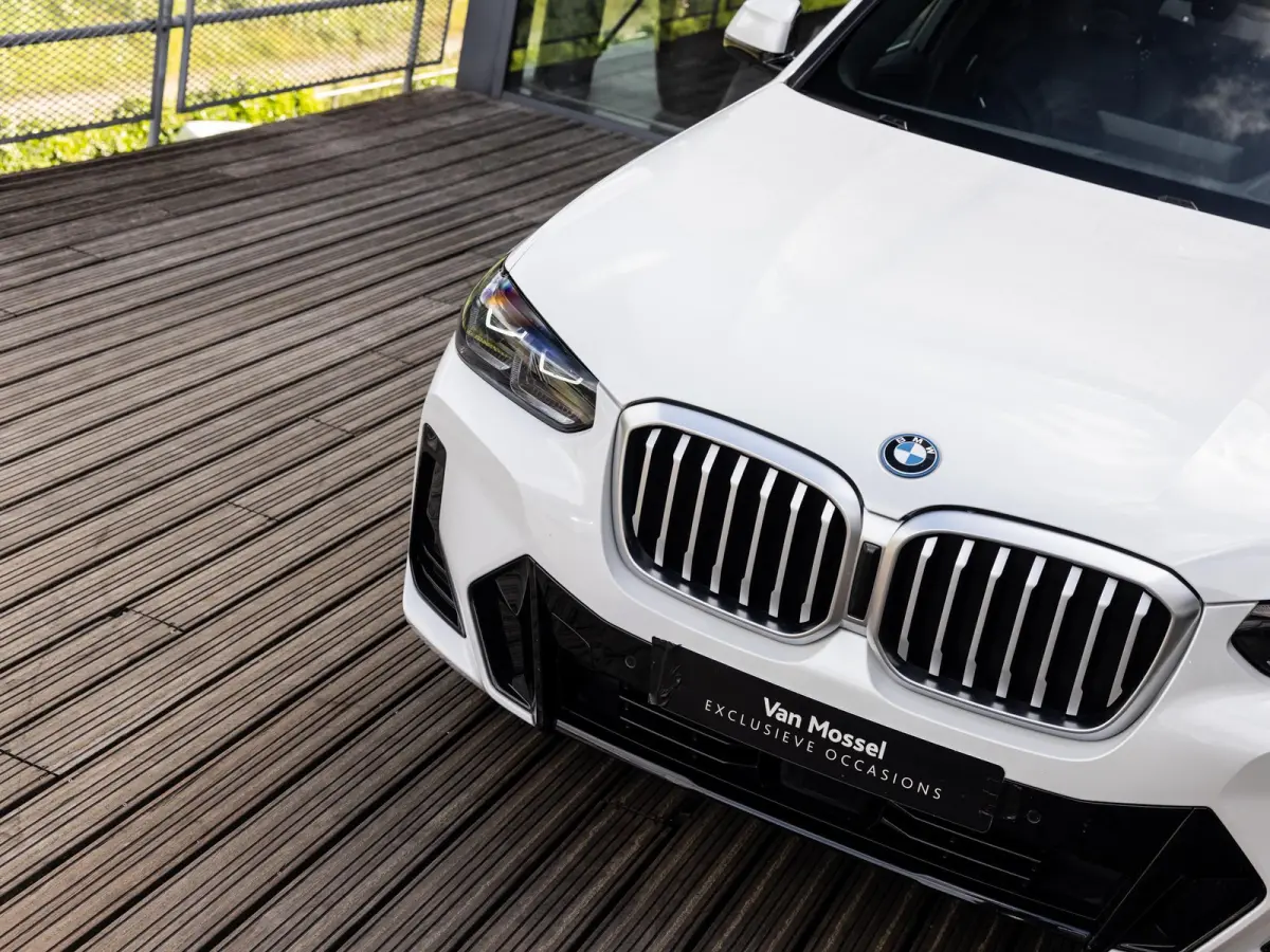 xDrive30e High Executive | M-SPORT | 20 INCH M-SPORT | PANORAMA/SCHUIF-KANTELDAK | ADAPTIVE CRUISE CONTROL | HARMAN KARDON | STOELMEMORY | KEYLESS | HEAD-UP | MINRALWEISS METALLIC |