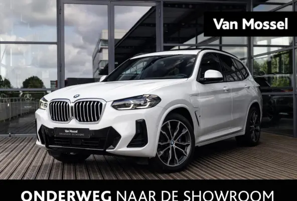 xDrive30e High Executive | M-SPORT | 20 INCH M-SPORT | PANORAMA/SCHUIF-KANTELDAK | ADAPTIVE CRUISE CONTROL | HARMAN KARDON | STOELMEMORY | KEYLESS | HEAD-UP | MINRALWEISS METALLIC |