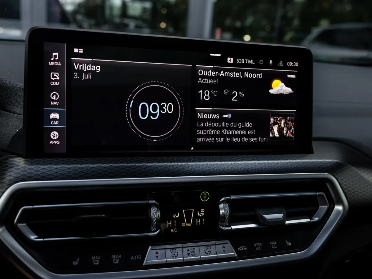 xDrive30e High Executive | M-SPORT | 20 INCH M-SPORT | PANORAMA/SCHUIF-KANTELDAK | ADAPTIVE CRUISE CONTROL | HARMAN KARDON | STOELMEMORY | KEYLESS | HEAD-UP | MINRALWEISS METALLIC |
