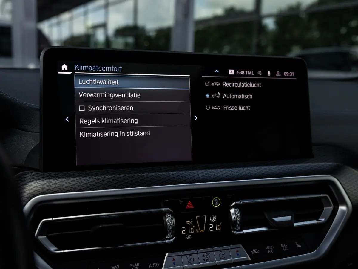 xDrive30e High Executive | M-SPORT | 20 INCH M-SPORT | PANORAMA/SCHUIF-KANTELDAK | ADAPTIVE CRUISE CONTROL | HARMAN KARDON | STOELMEMORY | KEYLESS | HEAD-UP | MINRALWEISS METALLIC |