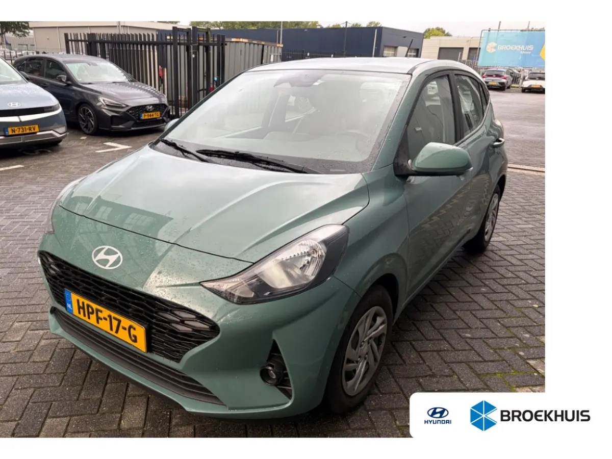 1.0 63pk AUT. Comfort Smart | Carplay | Navigatie | Airco | Camera | Cruise control | Parkeersensoren | Armsteun | Bluetooth