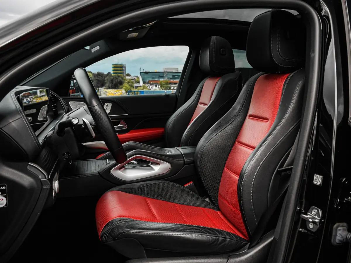 400 d 4MATIC Premium Plus AMG Night Edition | Panoramadak | Luchtvering | Burmester | Distronic Plus | HUD | Memory | Keyless | 360° Camera | Leder | 22"