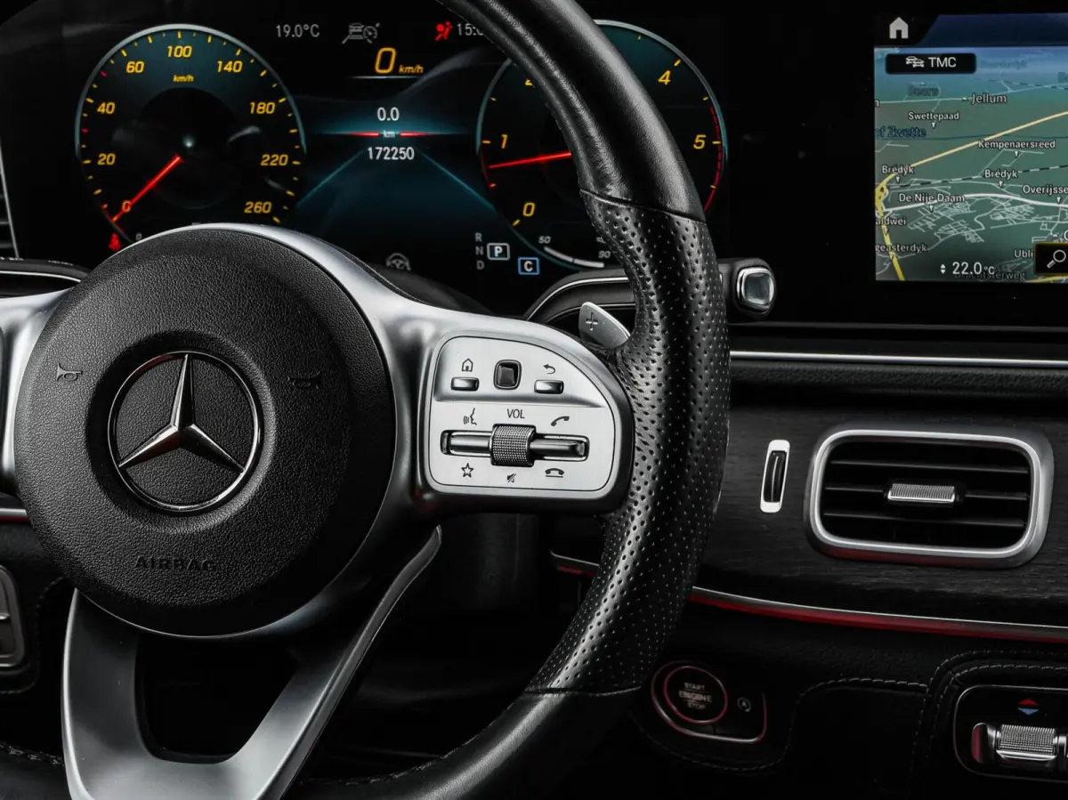 400 d 4MATIC Premium Plus AMG Night Edition | Panoramadak | Luchtvering | Burmester | Distronic Plus | HUD | Memory | Keyless | 360° Camera | Leder | 22"