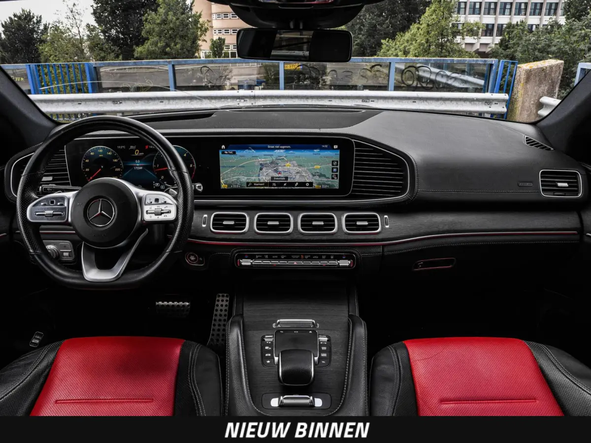 400 d 4MATIC Premium Plus AMG Night Edition | Panoramadak | Luchtvering | Burmester | Distronic Plus | HUD | Memory | Keyless | 360° Camera | Leder | 22"