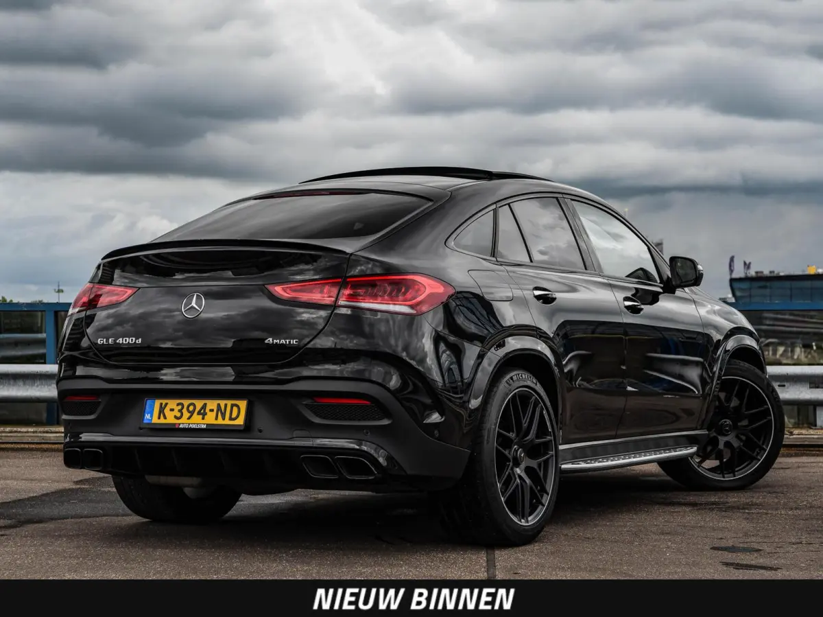 400 d 4MATIC Premium Plus AMG Night Edition | Panoramadak | Luchtvering | Burmester | Distronic Plus | HUD | Memory | Keyless | 360° Camera | Leder | 22"