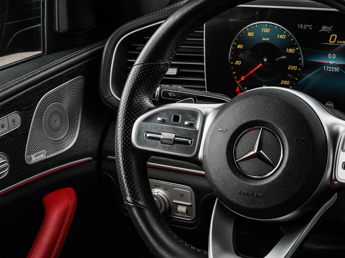 400 d 4MATIC Premium Plus AMG Night Edition | Panoramadak | Luchtvering | Burmester | Distronic Plus | HUD | Memory | Keyless | 360° Camera | Leder | 22"