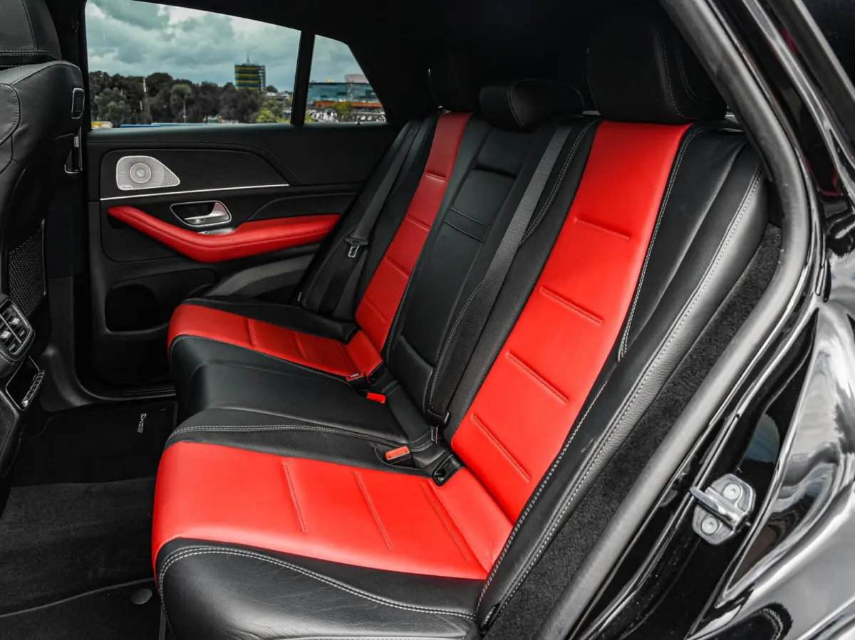 400 d 4MATIC Premium Plus AMG Night Edition | Panoramadak | Luchtvering | Burmester | Distronic Plus | HUD | Memory | Keyless | 360° Camera | Leder | 22"