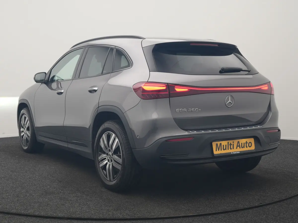250+ Business Line 71 kWh 190pk Dealer O.H. | Trekhaak Af Fabriek | Adaptive Cruise | 360 Camera | Sfeerverlichting | Sportstoelen & Stuur Verwarmd | Keyless | BLIS | Apple Carplay | Navigat