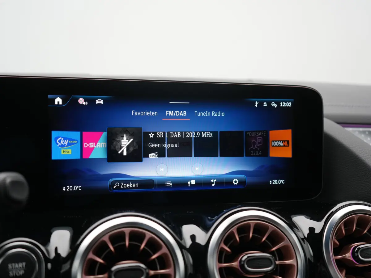 250+ Business Line 71 kWh 190pk Dealer O.H. | Trekhaak Af Fabriek | Adaptive Cruise | 360 Camera | Sfeerverlichting | Sportstoelen & Stuur Verwarmd | Keyless | BLIS | Apple Carplay | Navigat