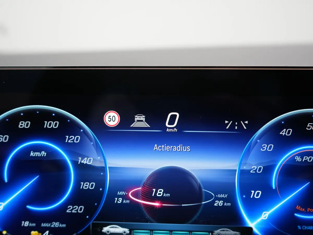 250+ Business Line 71 kWh 190pk Dealer O.H. | Trekhaak Af Fabriek | Adaptive Cruise | 360 Camera | Sfeerverlichting | Sportstoelen & Stuur Verwarmd | Keyless | BLIS | Apple Carplay | Navigat