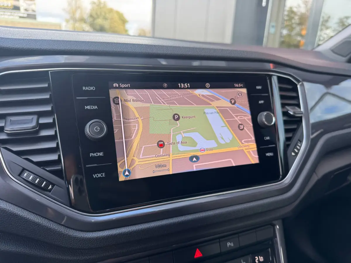 1.5 TSI Sport Business R | R-line | Trekhaak | 19 inch LM | Dodehoeksensoren