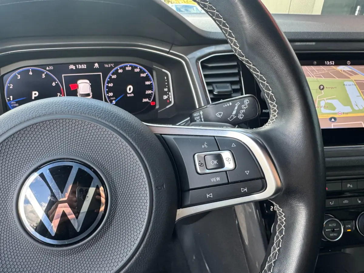 1.5 TSI Sport Business R | R-line | Trekhaak | 19 inch LM | Dodehoeksensoren