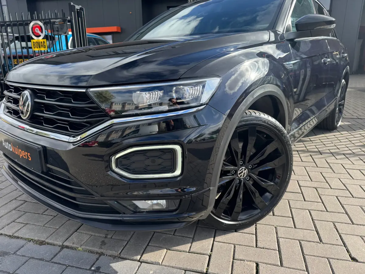 1.5 TSI Sport Business R | R-line | Trekhaak | 19 inch LM | Dodehoeksensoren