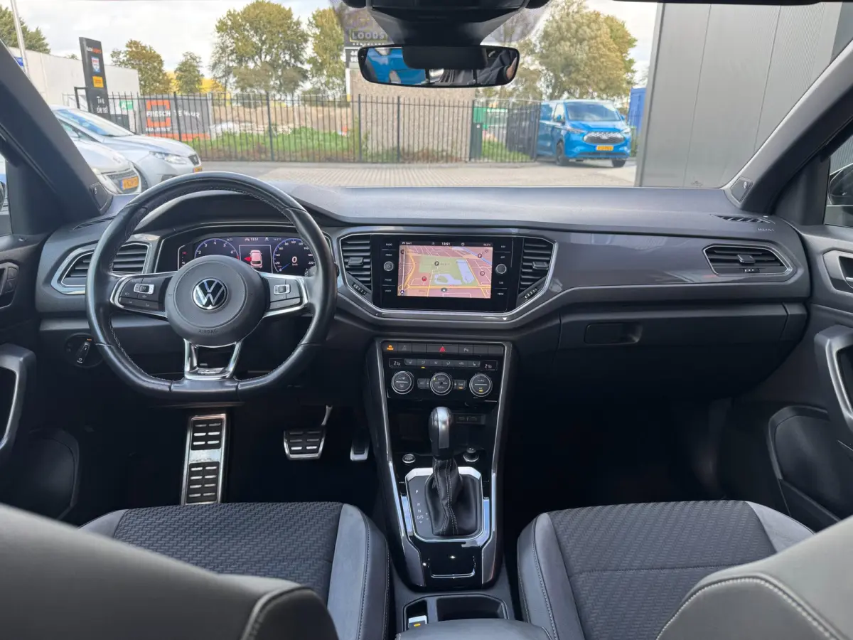 1.5 TSI Sport Business R | R-line | Trekhaak | 19 inch LM | Dodehoeksensoren