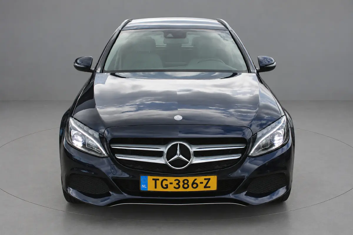 200 AUT9 184pk Prestige PANORAMADAK LEDER TREKHAAK