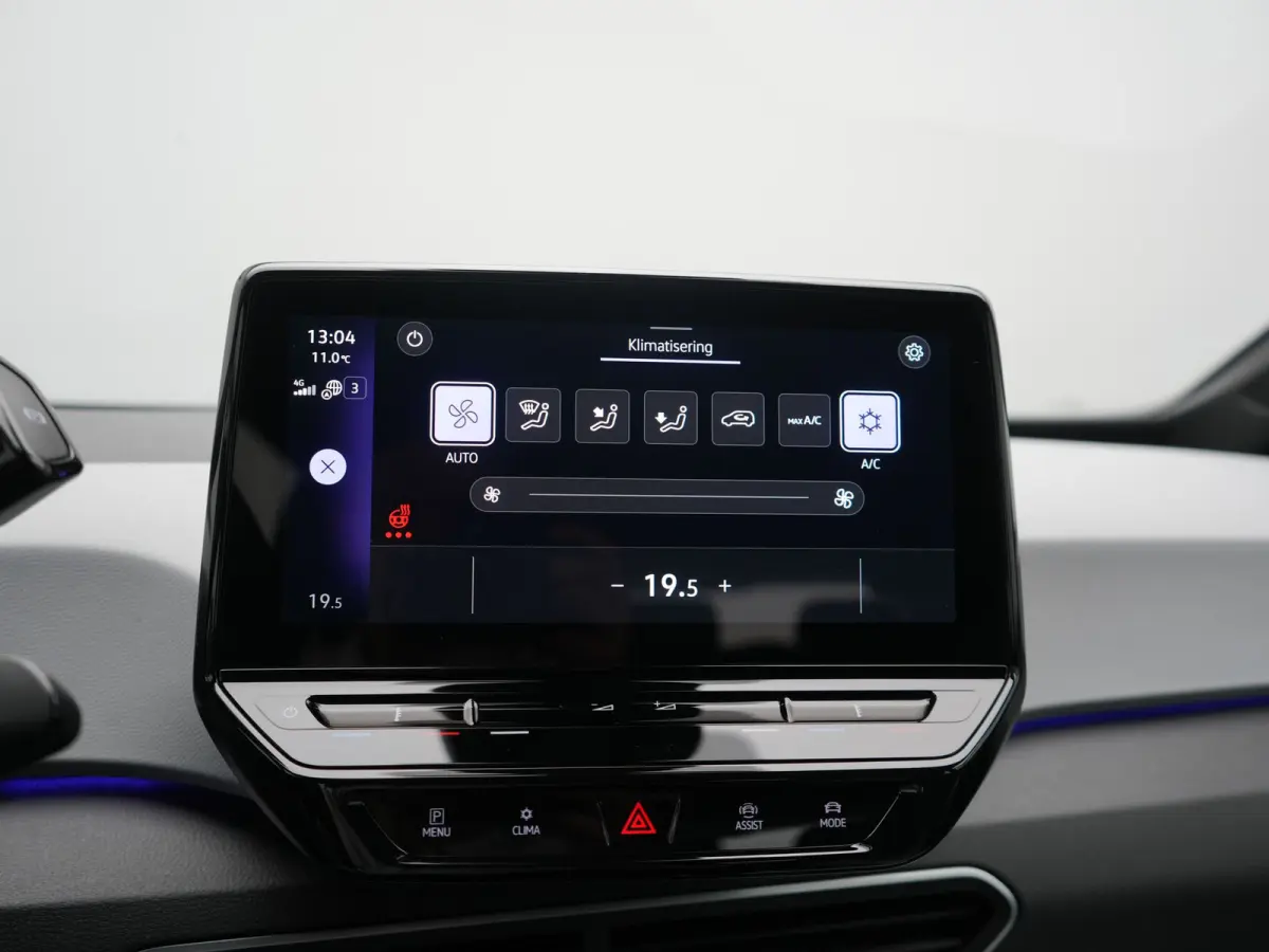 Pro S 77 kWh 204pk Dealer O.H. | Stuur Verwarmd | Alcantara Sportstoelen | Apple Carplay | 19"L.M | Sfeerverlichting | Navigatie | Virtual | DAB |