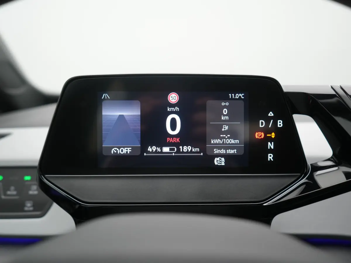Pro S 77 kWh 204pk Dealer O.H. | Stuur Verwarmd | Alcantara Sportstoelen | Apple Carplay | 19"L.M | Sfeerverlichting | Navigatie | Virtual | DAB |