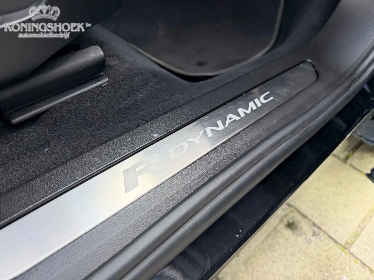 1.5 P300e AWD Autobiography R Dynamic
