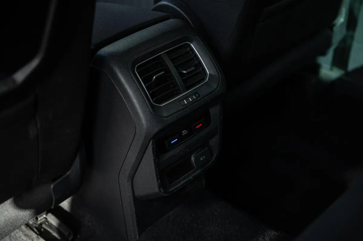 1.4 TSI ACT Highline CAMERA TREKHAAK ACC STOELVERWARMING
