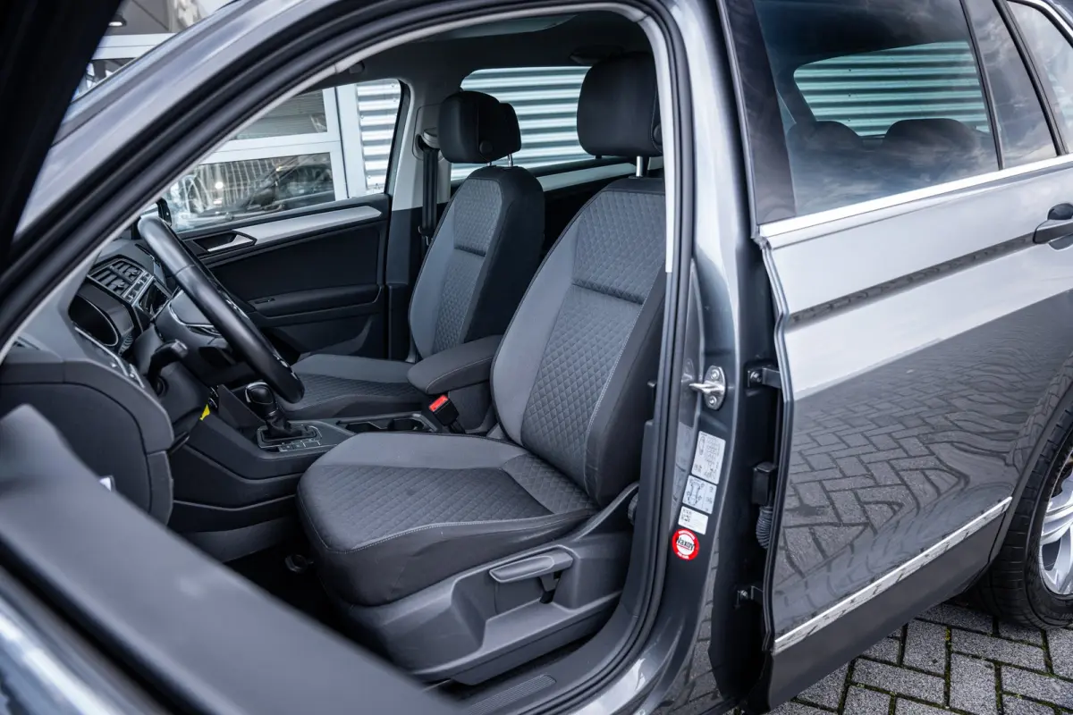 1.5 TSI ACT Comfortline Business | Airco (automatisch) | Cruise control adaptief | Elektrisch bedienbare achterklep met sensorsturing