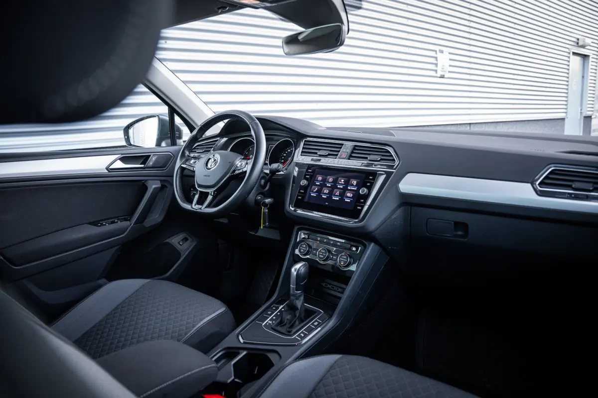 1.5 TSI ACT Comfortline Business | Airco (automatisch) | Cruise control adaptief | Elektrisch bedienbare achterklep met sensorsturing