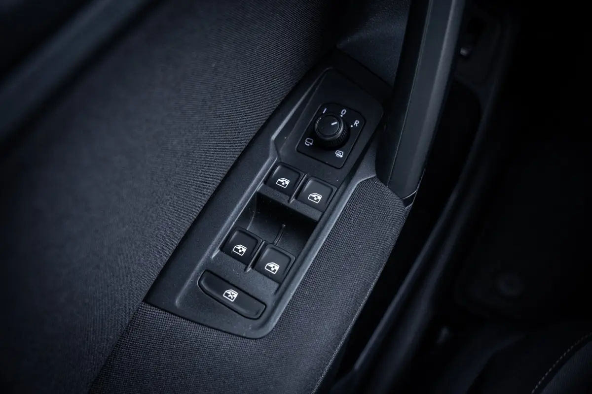 1.5 TSI ACT Comfortline Business | Airco (automatisch) | Cruise control adaptief | Elektrisch bedienbare achterklep met sensorsturing