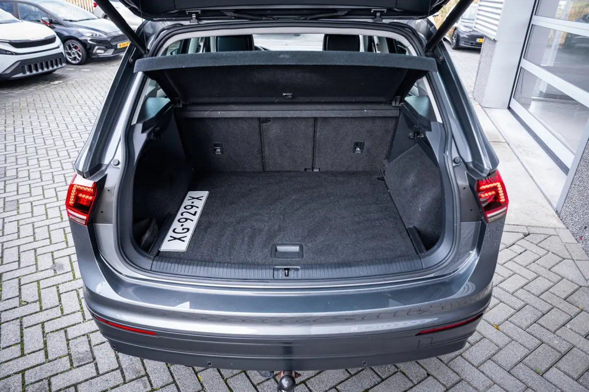 1.5 TSI ACT Comfortline Business | Airco (automatisch) | Cruise control adaptief | Elektrisch bedienbare achterklep met sensorsturing