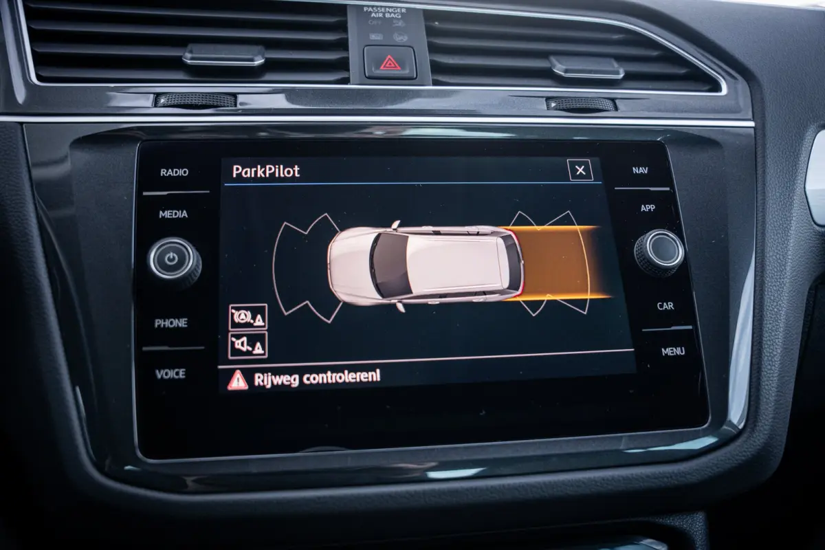 1.5 TSI ACT Comfortline Business | Airco (automatisch) | Cruise control adaptief | Elektrisch bedienbare achterklep met sensorsturing