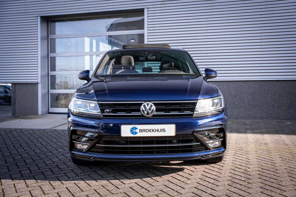 1.4 TSI ACT R-line Comfortline Business | Airco (automatisch) | Lichtmetalen velgen 19" | Navigatiesysteem full map