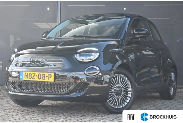Urban 42 kWh 95,7%SOH! 3 Fase | Navigatie | Stoelverwarming | Achteruitrijcamera | Keyless-Entry | Climate Control | !!