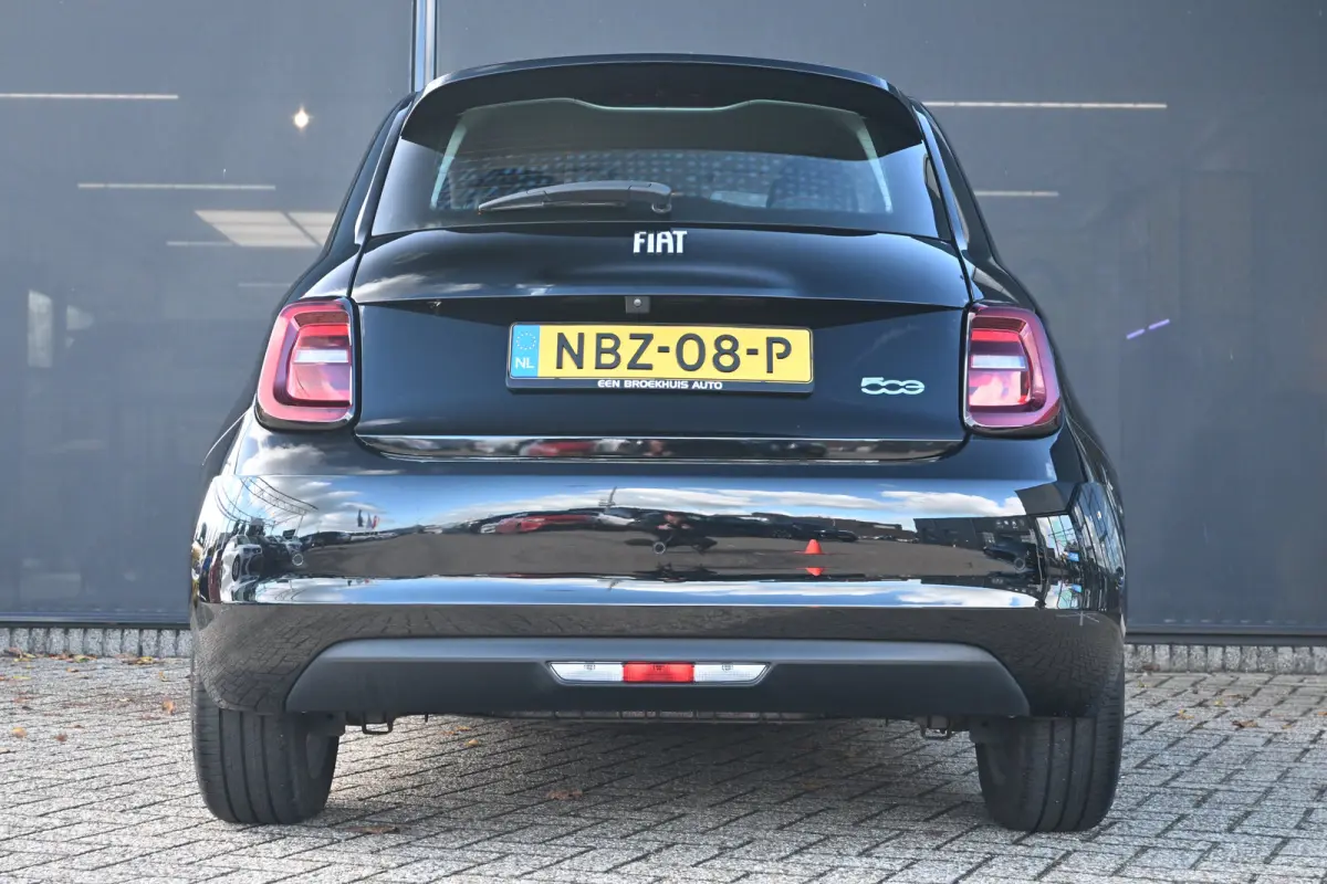 Urban 42 kWh 95,7%SOH! 3 Fase | Navigatie | Stoelverwarming | Achteruitrijcamera | Keyless-Entry | Climate Control | !!