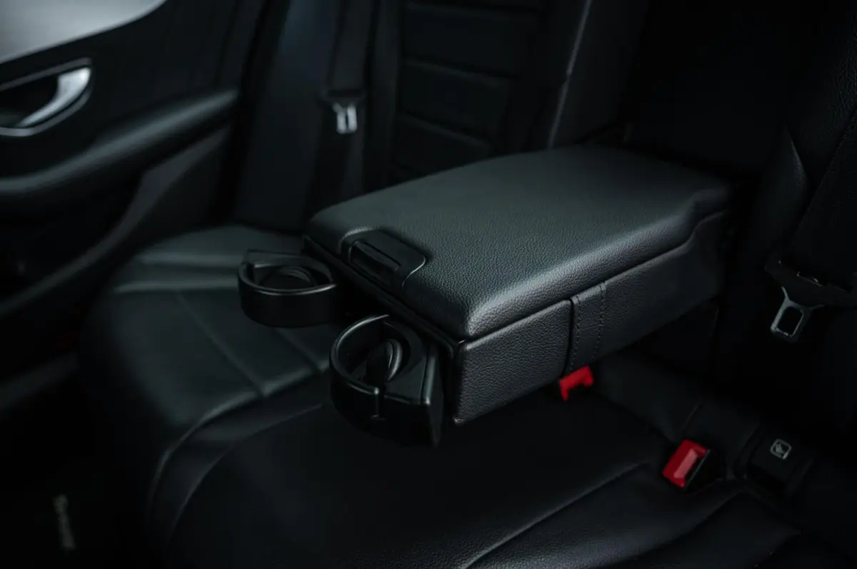 180 AMG LINE 18INCH LED CAMERA CARPLAY