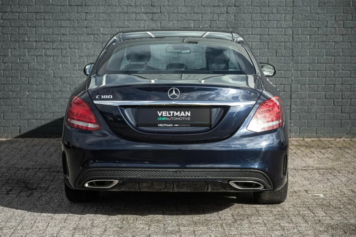 180 AMG LINE 18INCH LED CAMERA CARPLAY