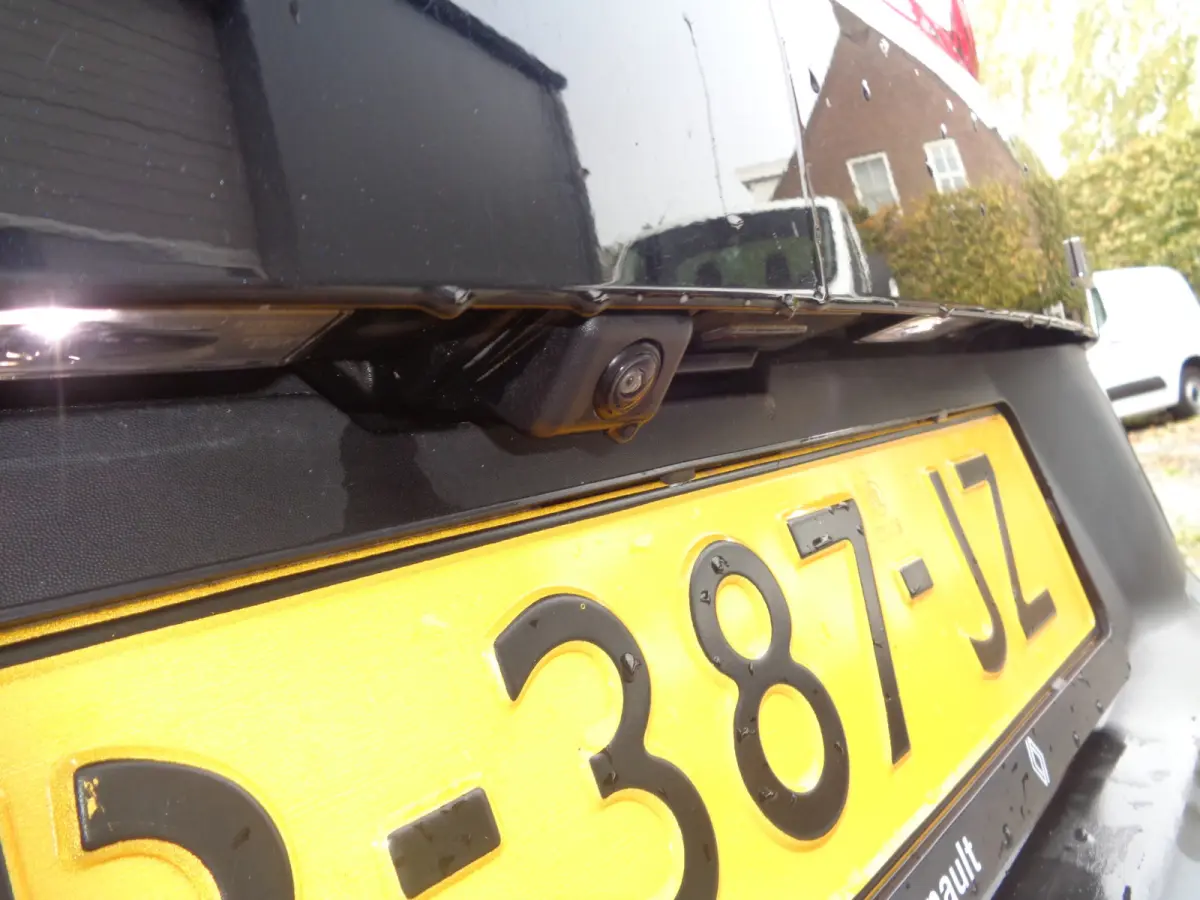 1.6 E-Tech Hybrid 145 Intens 1e eigenaar, Dealer onderhouden, lmv, pdc v+a, camera, carplay