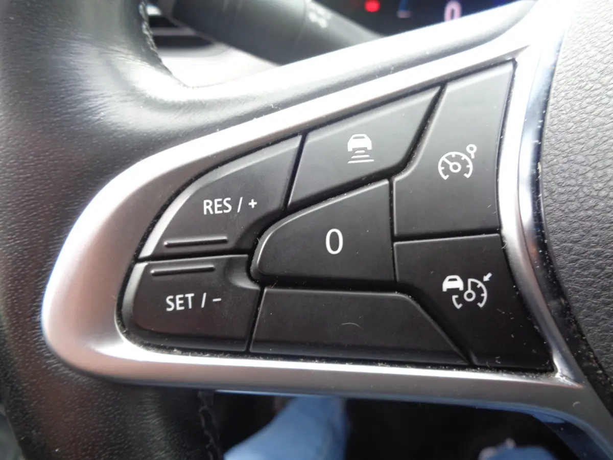 1.6 E-Tech Hybrid 145 Intens 1e eigenaar, Dealer onderhouden, lmv, pdc v+a, camera, carplay