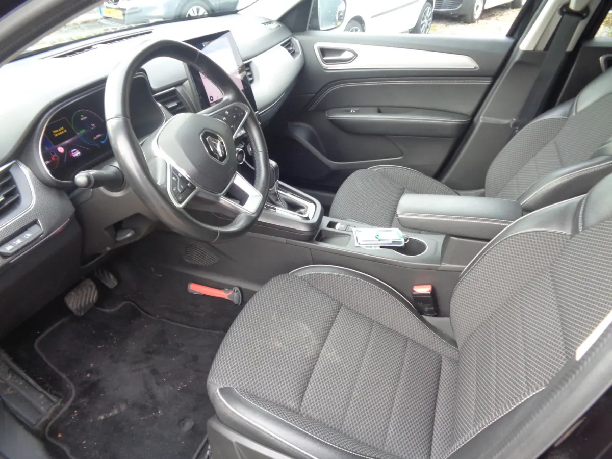 1.6 E-Tech Hybrid 145 Intens 1e eigenaar, Dealer onderhouden, lmv, pdc v+a, camera, carplay