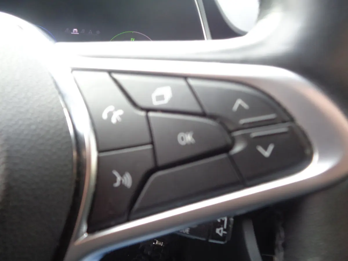 1.6 E-Tech Hybrid 145 Intens 1e eigenaar, Dealer onderhouden, lmv, pdc v+a, camera, carplay