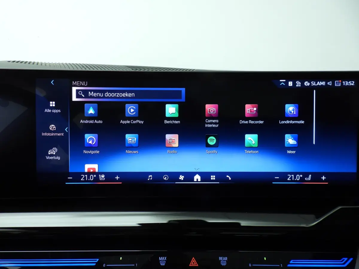 540d xDrive | M-Sportpakket | LED | Leder | HUD | Active cruise | Trekhaak | Panoramadak | Comfortzetels | DAB | Harman-kardon sound | Alu 21 inch